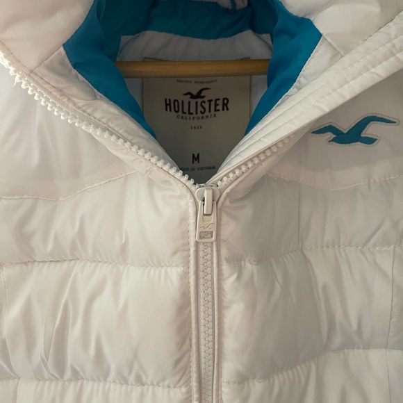Hollister Winter Vest - Picture 3 of 5